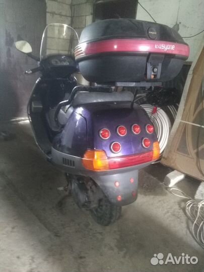 Мотоцикл piaggio vespa EX 150