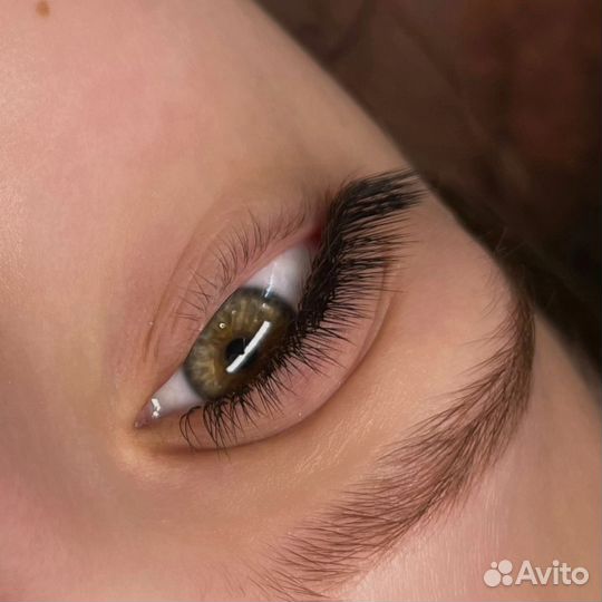 Наращивание ресниц и брови