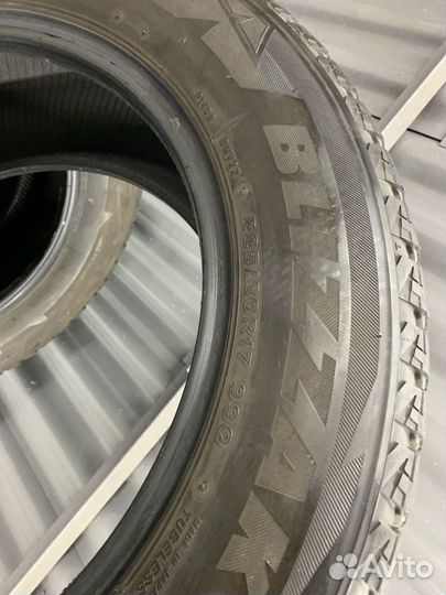 Bridgestone Blizzak DM-V2 225/60 R17