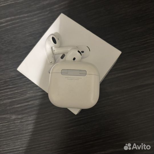 Airpods 4