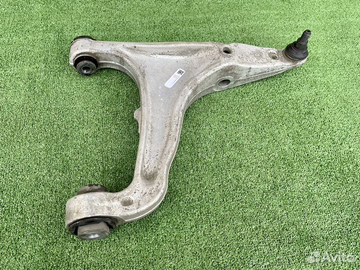 Рычаг передней правый Maserati Levante