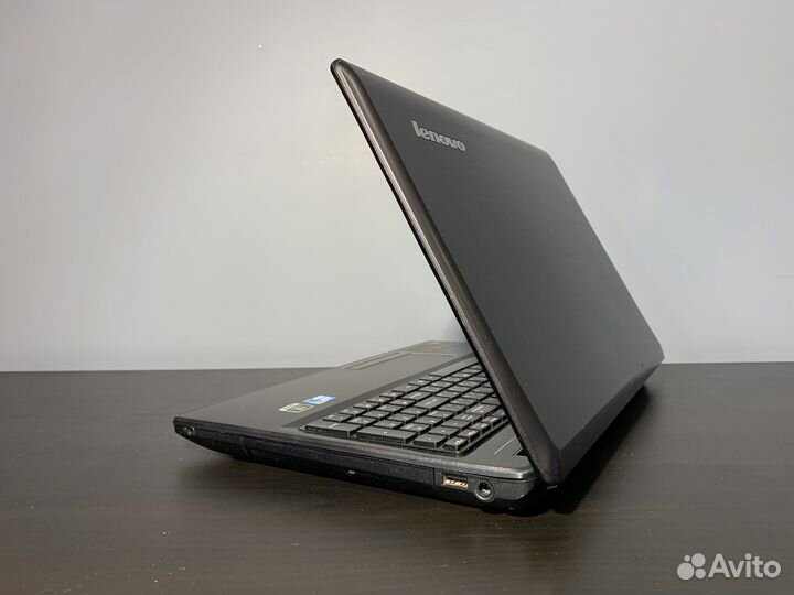 Игр. Lenovo на i5/Gt610m/SSD+500гб/ram 6