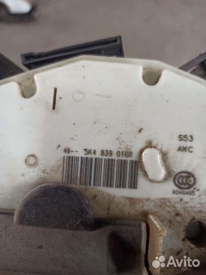 Замок задней правой двери VW Golf 7