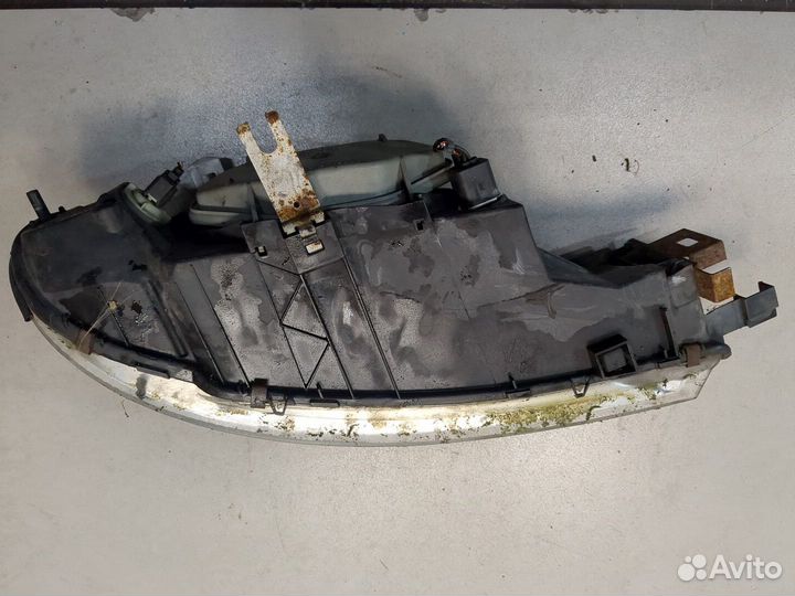 Фара (передняя) левая Ford Mondeo 2, 2000