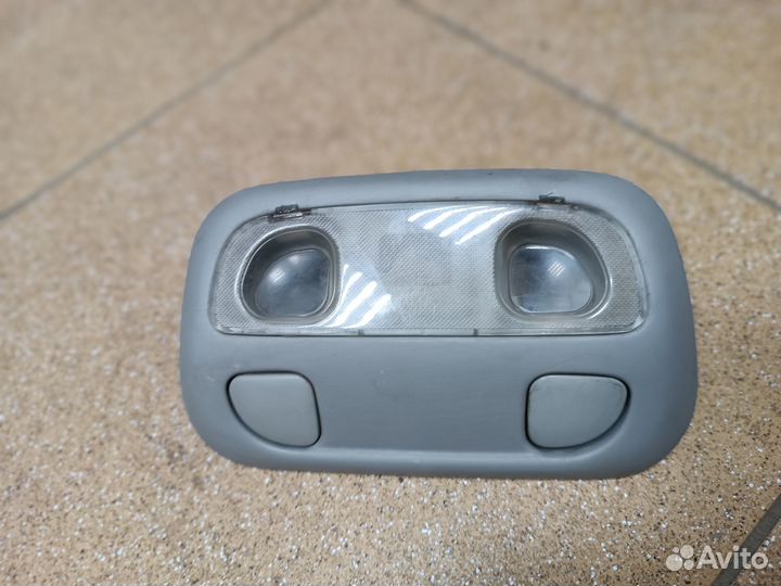 Плафон салона subaru legacy 2