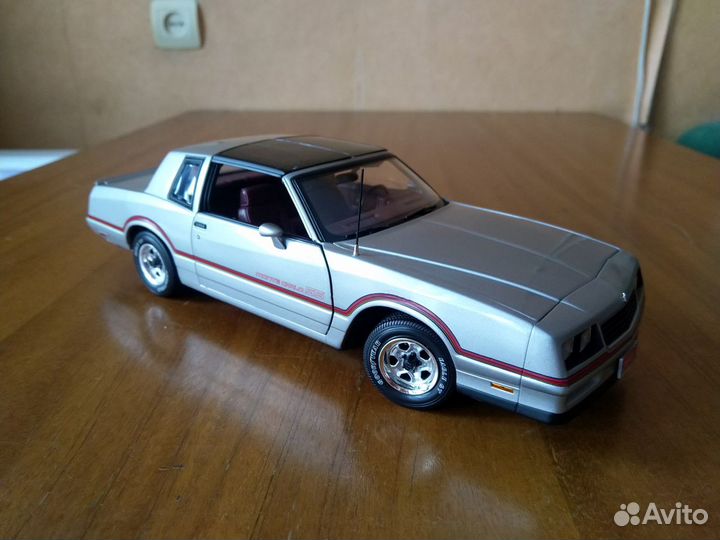1/18 Chevy Monte Carlo '85