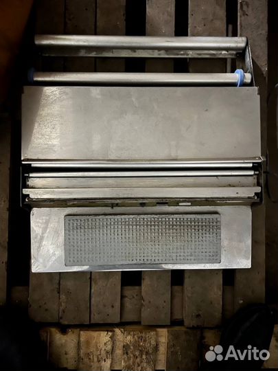 Упаковщик горячий стол