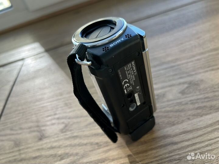 Видеокамера sony dcr-sx83