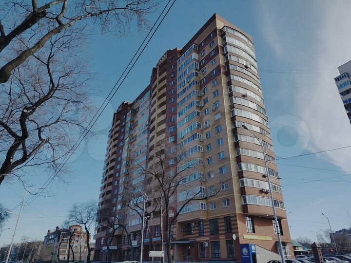 3-к. квартира, 140 м², 3/17 эт.