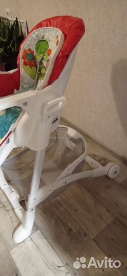 Стульчик для кормления ребенка