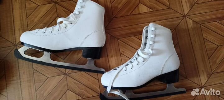 Коньки фигурные 36 размер