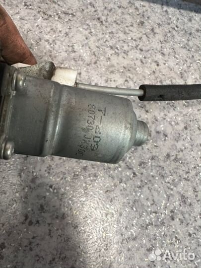 Стеклоподъёмник передний правый Nissan Juke HR16