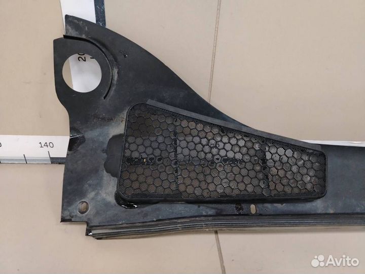 Решетка стеклооч. планка под лобовое стекло, жабо Ford Focus 3 2011