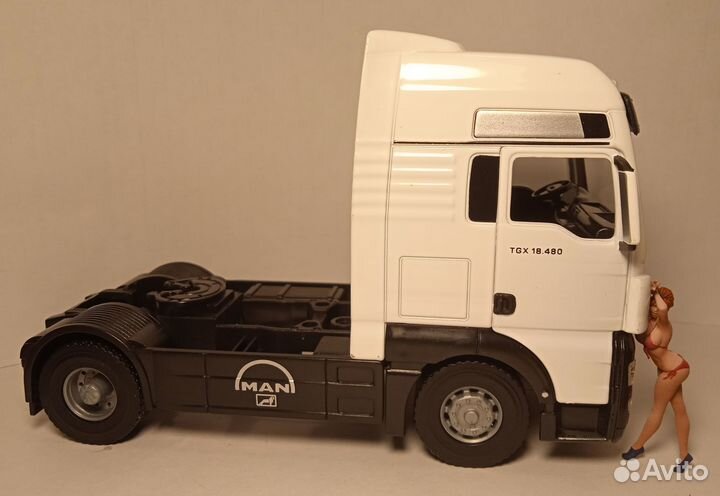 Модель тягач MaN TgX 18.480 масштаб 1/43