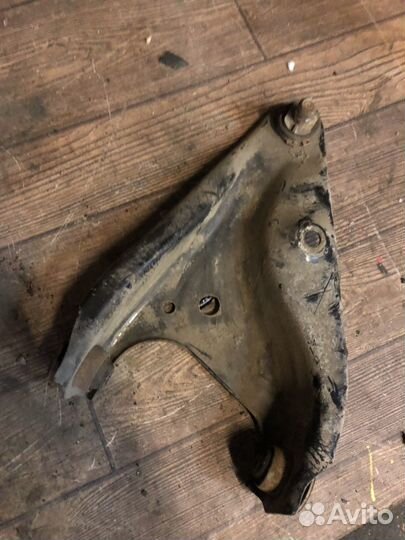 Рычаг Рено Сандеро