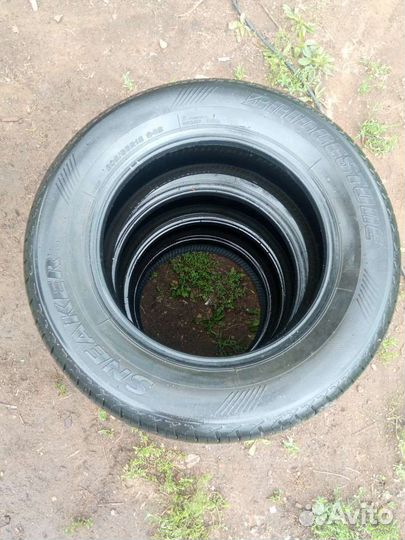 Bridgestone Sneaker SNK2 205/65 R15 94S