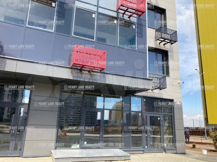 Продам торговое помещение, 433 м²