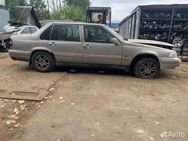 В разборе volvo 960
