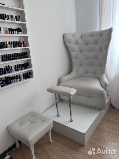 Педикюрное кресло трон