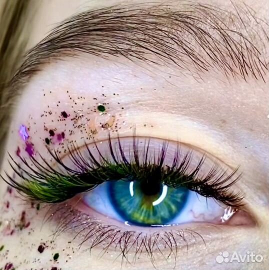 Модель Наращивание ресниц. Ламинирование. Брови