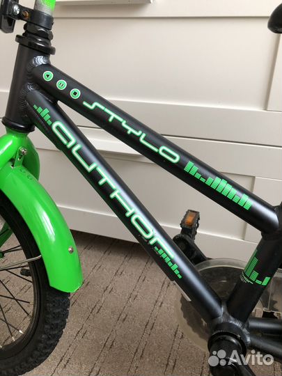 Детский велосипед 16