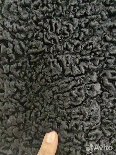 Стильное пальто шуба из каракуля