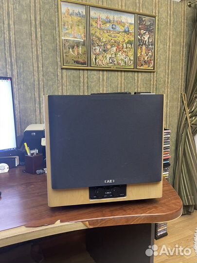 Сабвуфер AR как новый