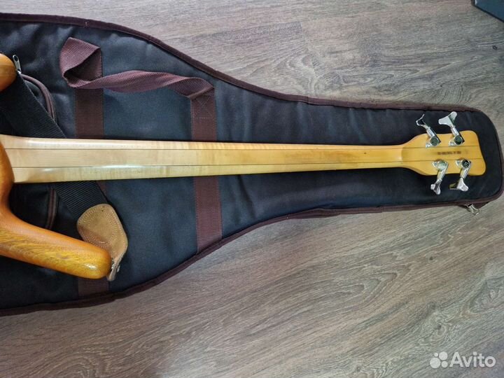 Бас гитара warwick corvette