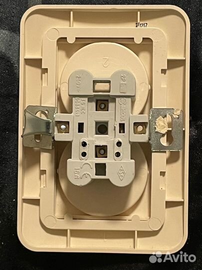 Розетка Makel двойная, блок новые