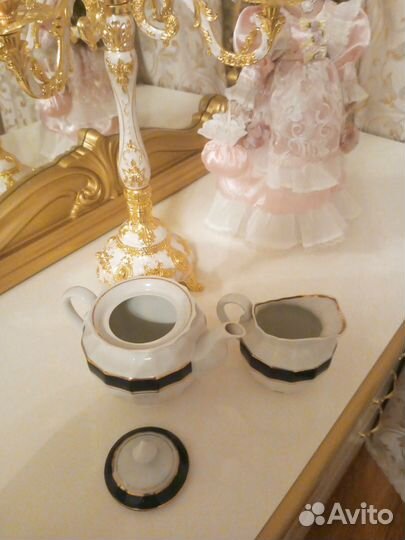 Молочник и чайник