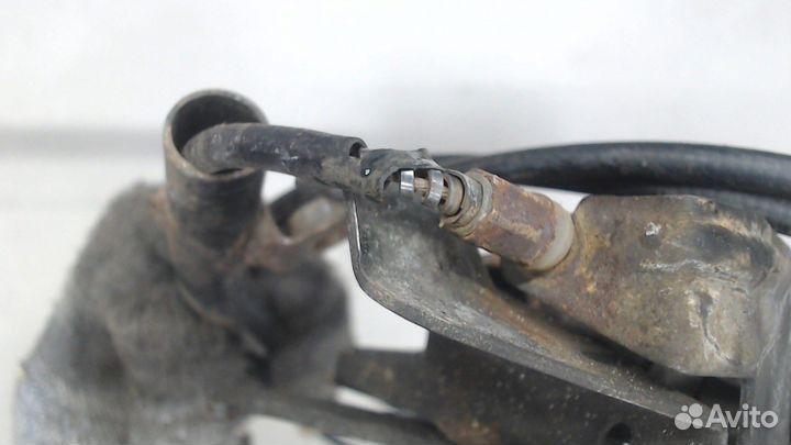 Замок капота Mitsubishi Montero Sport / Pajero Spo