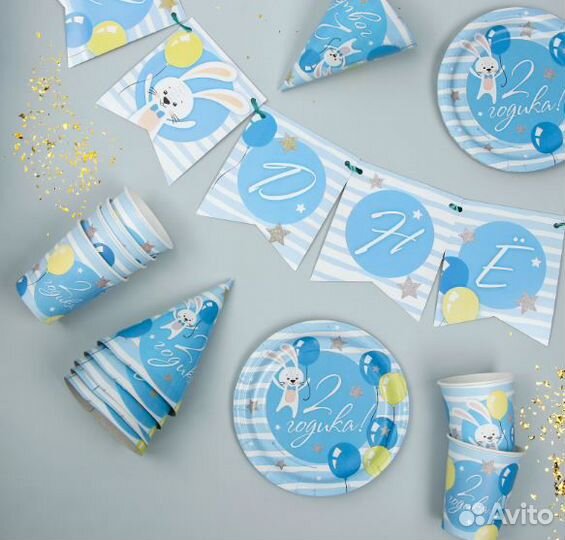 Посуда скатерти колпачки свечи для Дня рождения