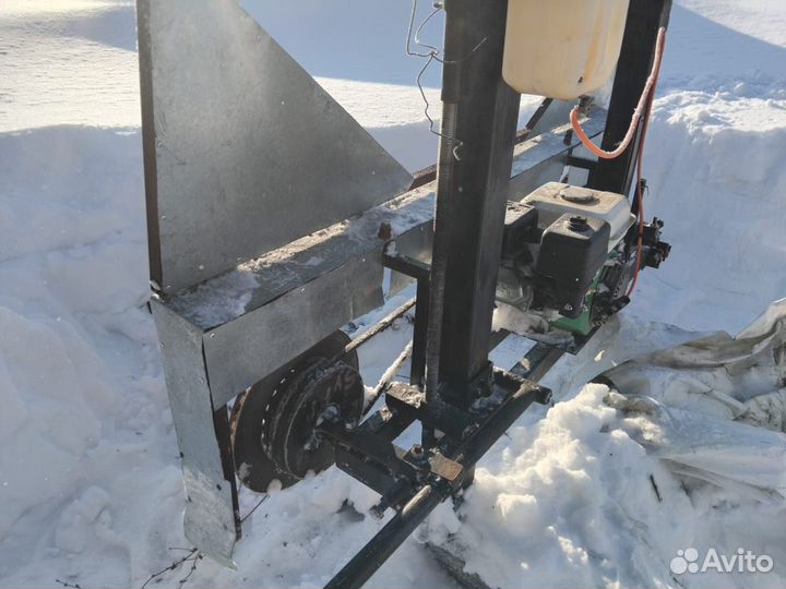 Пилорама с бензиновым двигателем