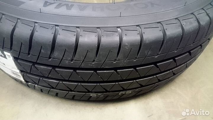 Yokohama BluEarth-Van RY55 225/70 R15 S