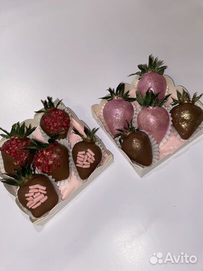 Клубника в шоколаде/ Финики в шоколаде