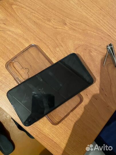 Телефон honor 20