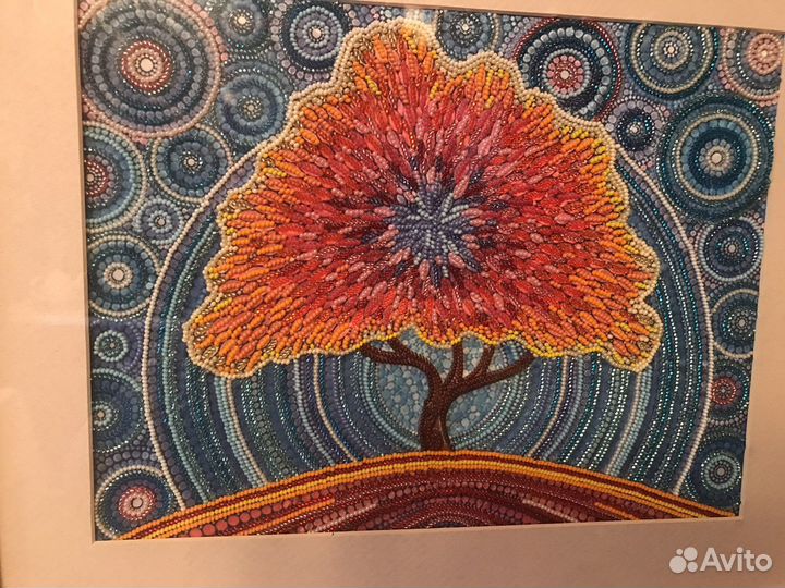 Картина вышитая бисером