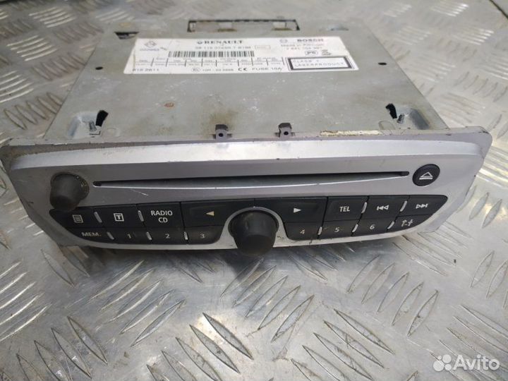 Магнитола Renault Fluence 2008-2015