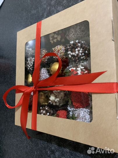 Клубника в шоколаде, подарок
