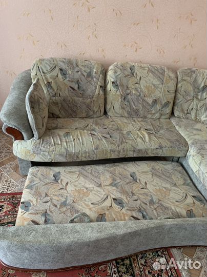 Угловой диван