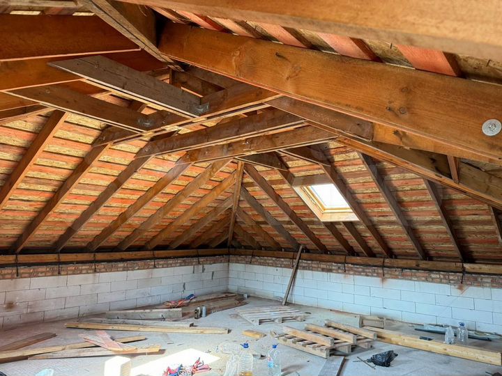 Дом 240 м² на участке 4 сот.