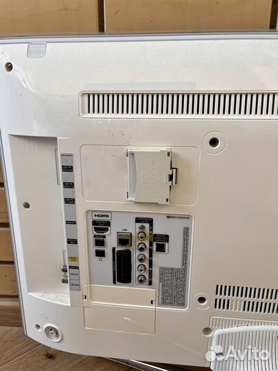 Бу телевизор samsung 32 SMART на запчасти