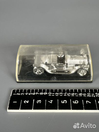 Модель автомобиля СССР Рига маленькая