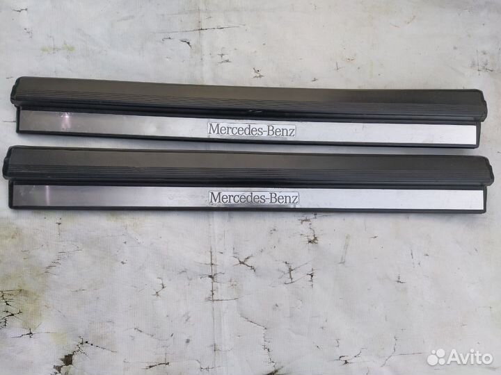 Накладка на порог Mercedes Benz CLK-208 W208
