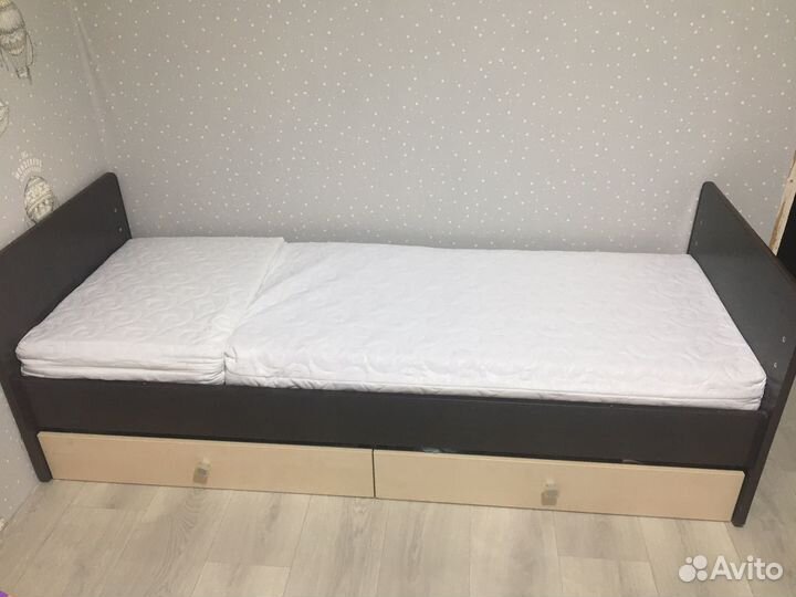 Детская кроватка трансформер с маятником