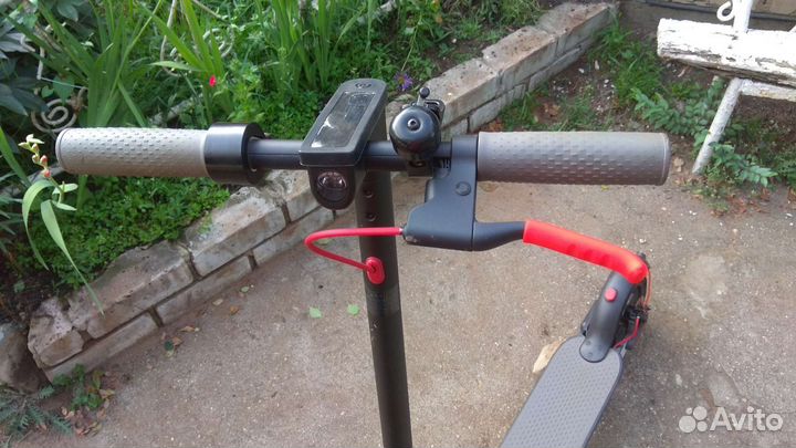 Электросамокат xiaomi