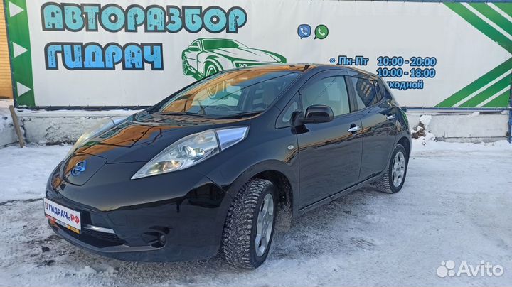 Балка подвески передняя Nissan Leaf 544C43NA0A