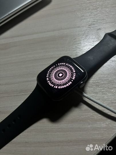 Apple watch se 44 mm