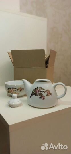 Фарфор заварочный чайник и кружка