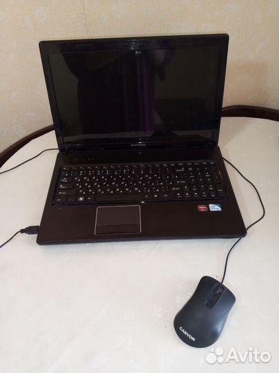 Продается ноутбук Леново